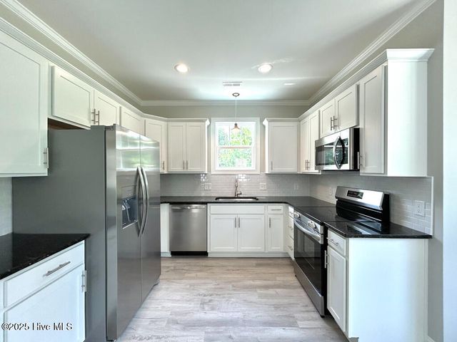 2149 Hines Farm Road, Jacksonville, NC 28540