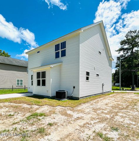 2149 Hines Farm Road, Jacksonville, NC 28540