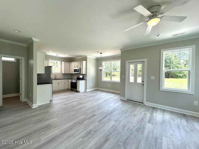 2149 Hines Farm Road, Jacksonville, NC 28540