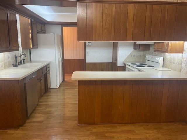 1208 S Bouziden Drive, Moore, OK 73160
