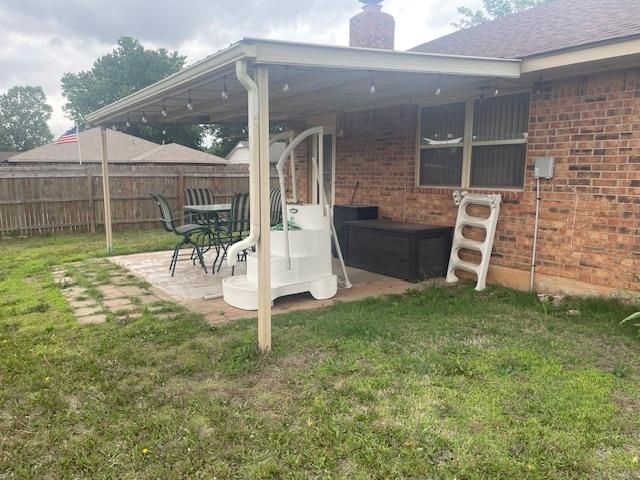 1208 S Bouziden Drive, Moore, OK 73160