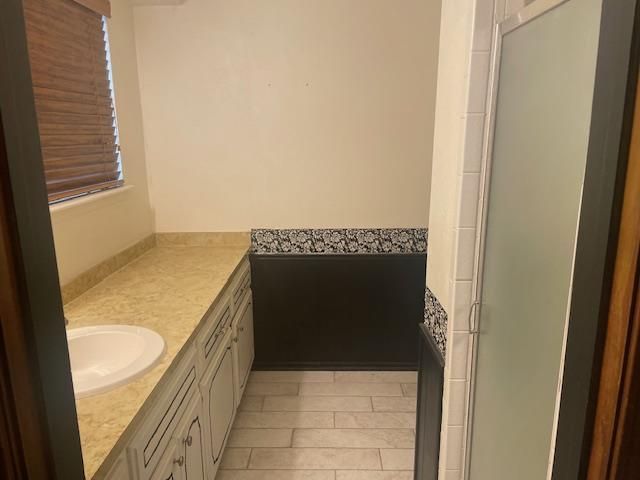 1208 S Bouziden Drive, Moore, OK 73160