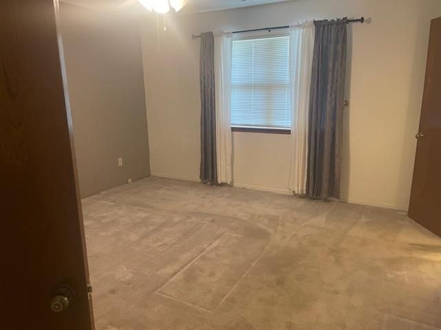 1208 S Bouziden Drive, Moore, OK 73160