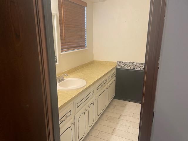 1208 S Bouziden Drive, Moore, OK 73160
