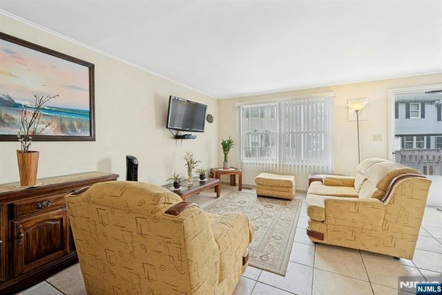 210 Caldwell Avenue 7, Paterson, NJ 07501