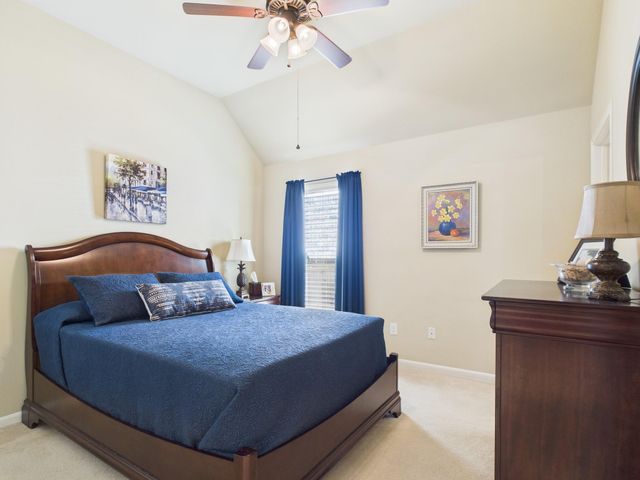 13526 Breakwater Path Loop, Houston, TX 77044