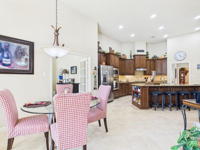 13526 Breakwater Path Loop, Houston, TX 77044
