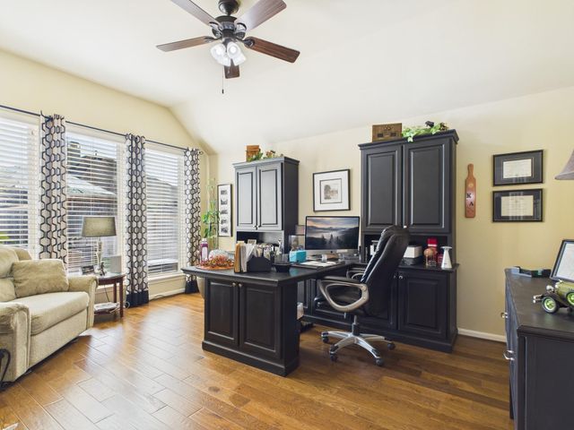 13526 Breakwater Path Loop, Houston, TX 77044