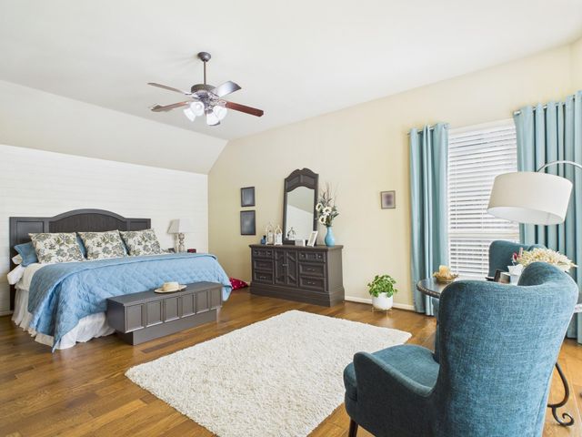 13526 Breakwater Path Loop, Houston, TX 77044