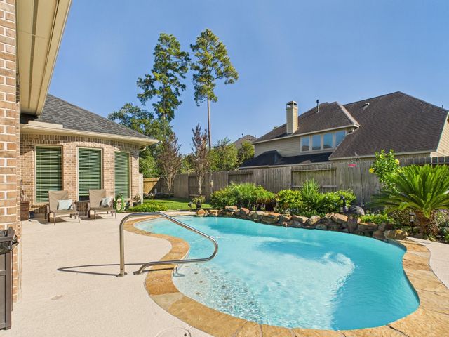 13526 Breakwater Path Loop, Houston, TX 77044