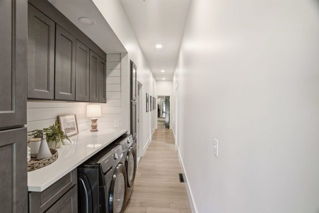 2436 S Ivory St, Spokane, WA 99203