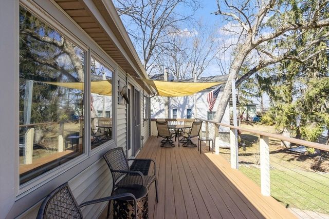 469 Lake Ave, Worcester, MA 01604