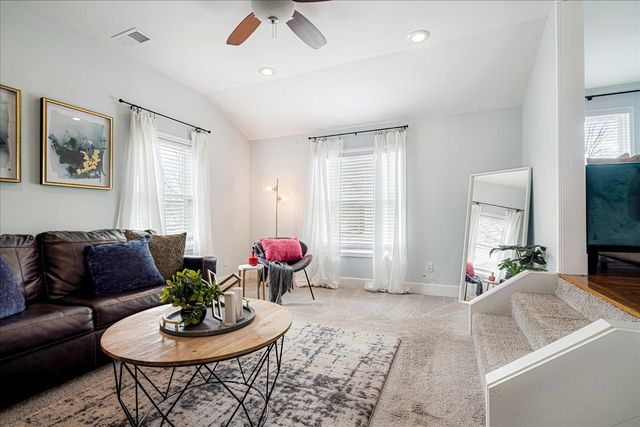 4866 BARFIELD RD, Memphis, TN 38117