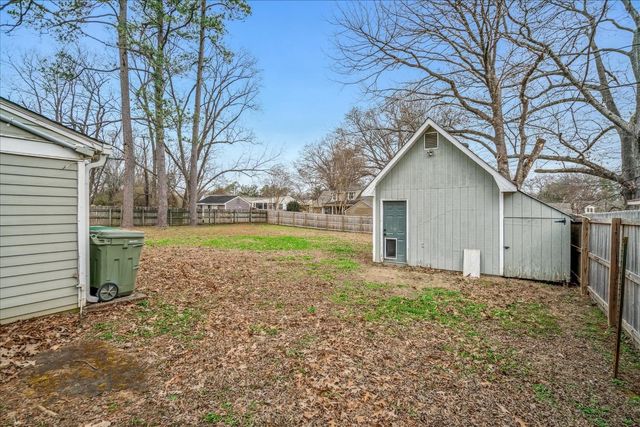 4866 BARFIELD RD, Memphis, TN 38117