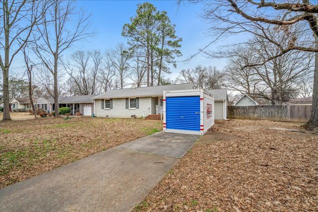 4866 BARFIELD RD, Memphis, TN 38117