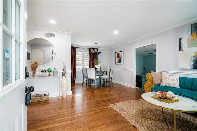 4866 BARFIELD RD, Memphis, TN 38117