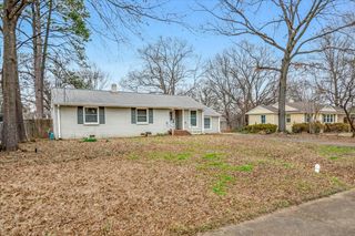 4866 BARFIELD RD, Memphis, TN 38117