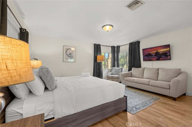 5932 Lubao ave, Woodland Hills, CA 91367