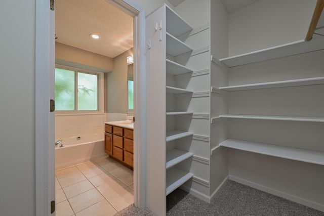 4500 KIRKDALE CT, Columbia, MO 65203