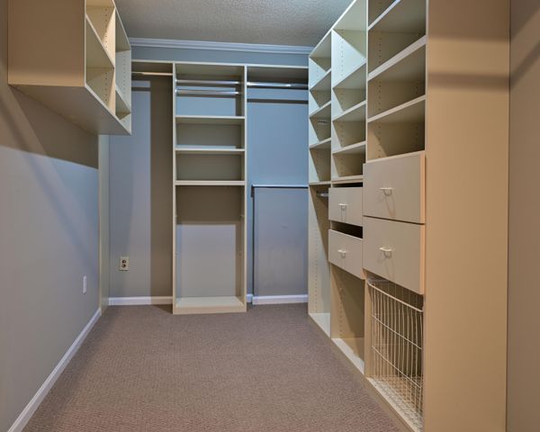 4500 KIRKDALE CT, Columbia, MO 65203