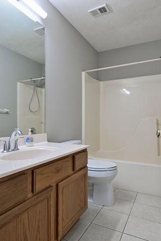 4500 KIRKDALE CT, Columbia, MO 65203
