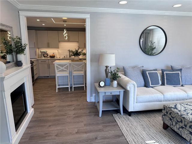 435 Salvini Drive, Scott Twp, PA 15243