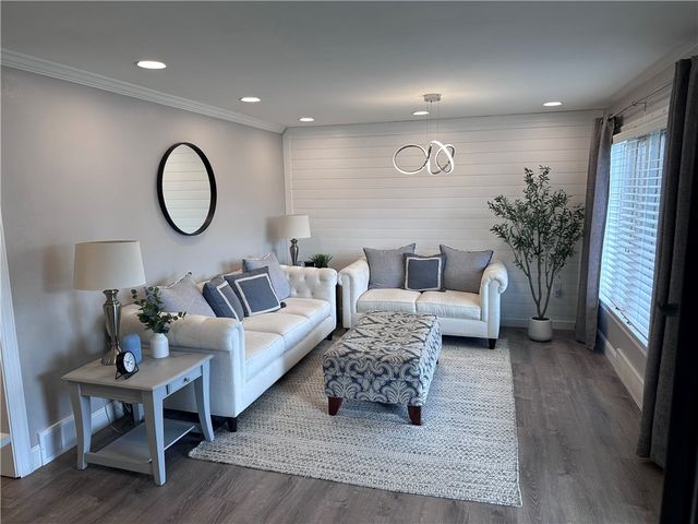 435 Salvini Drive, Scott Twp, PA 15243