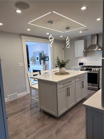 435 Salvini Drive, Scott Twp, PA 15243