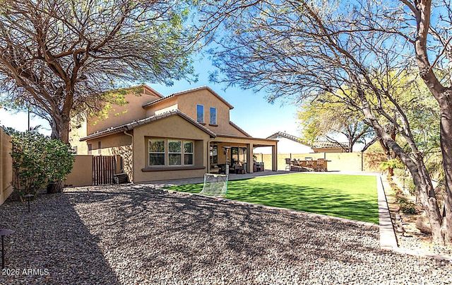 2012 W CHIMNEY ROCK Road, Phoenix, AZ 85085