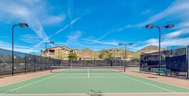 2012 W CHIMNEY ROCK Road, Phoenix, AZ 85085