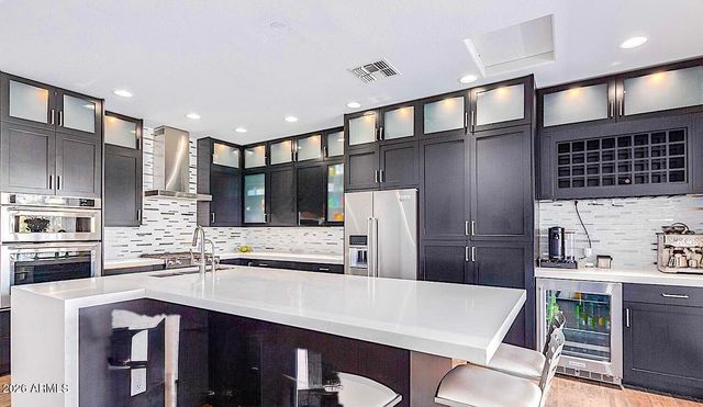 2012 W CHIMNEY ROCK Road, Phoenix, AZ 85085