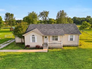 6133 Lee Ave, Murfreesboro, TN 37129