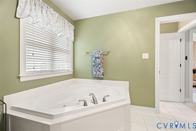 12419 Trumpington Ct, Chesterfield, VA 23838