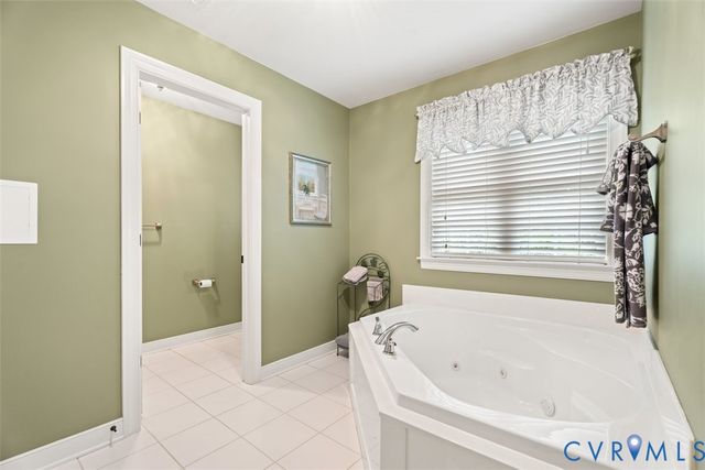 12419 Trumpington Ct, Chesterfield, VA 23838
