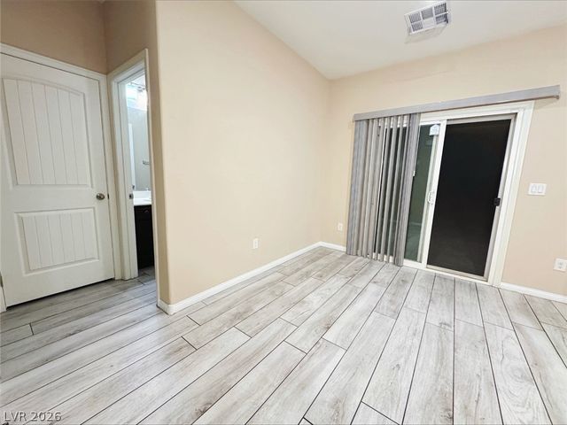 5660 Alta Peak Court, Las Vegas, NV 89118