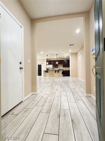5660 Alta Peak Court, Las Vegas, NV 89118