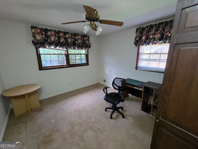 155 Medford Drive, Fayetteville, GA 30215