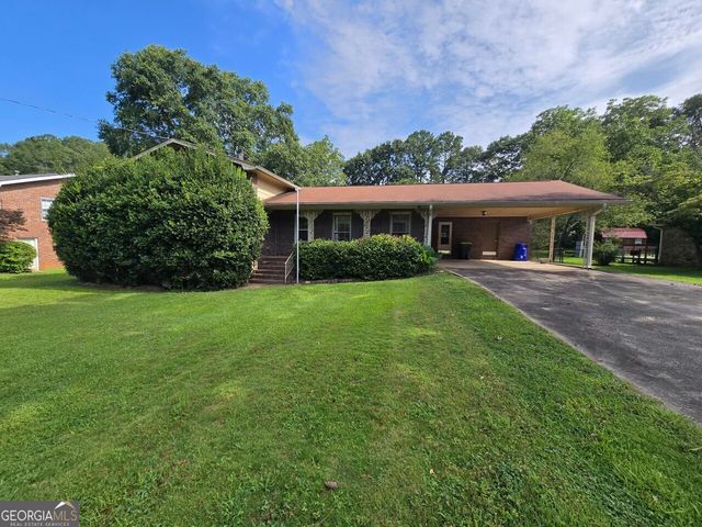 155 Medford Drive, Fayetteville, GA 30215