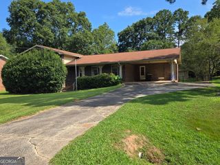 155 Medford Drive, Fayetteville, GA 30215