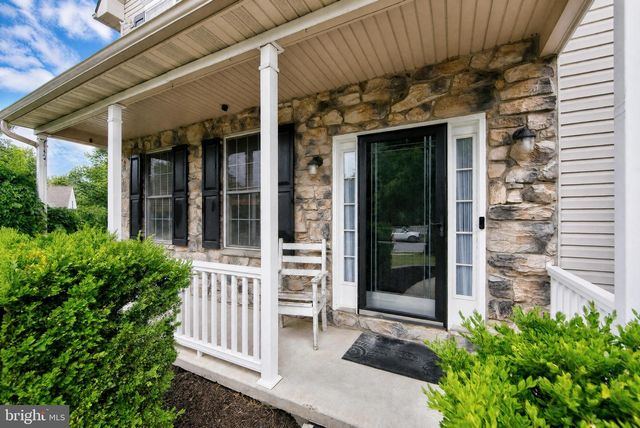 401 W MORLATTON RD, Douglassville, PA 19518
