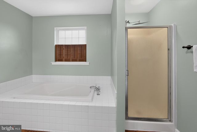 401 W MORLATTON RD, Douglassville, PA 19518