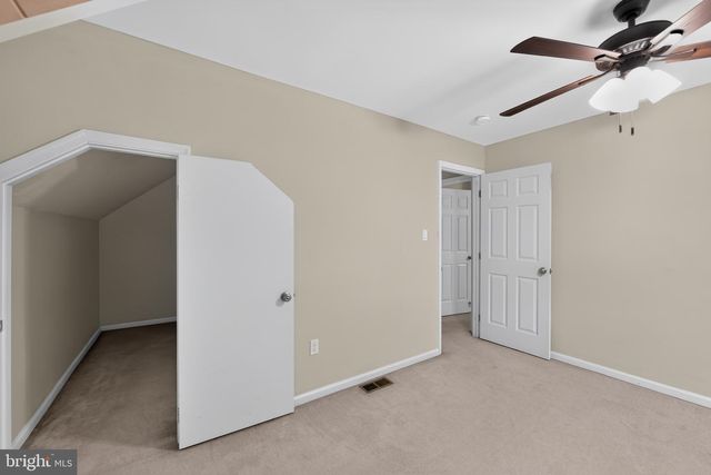 401 W MORLATTON RD, Douglassville, PA 19518