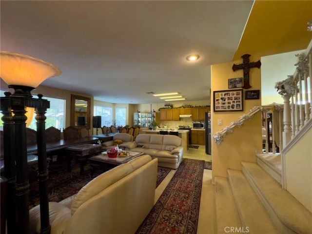 12323 Mesa Grove, Riverside, CA 92503