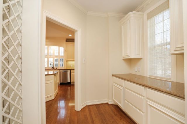 106 N Wynden Estates Court, Houston, TX 77056