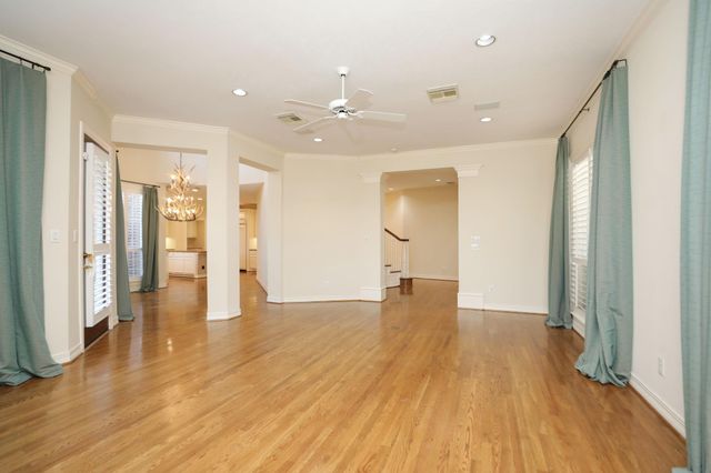 106 N Wynden Estates Court, Houston, TX 77056
