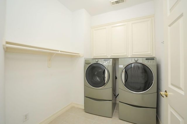 106 N Wynden Estates Court, Houston, TX 77056