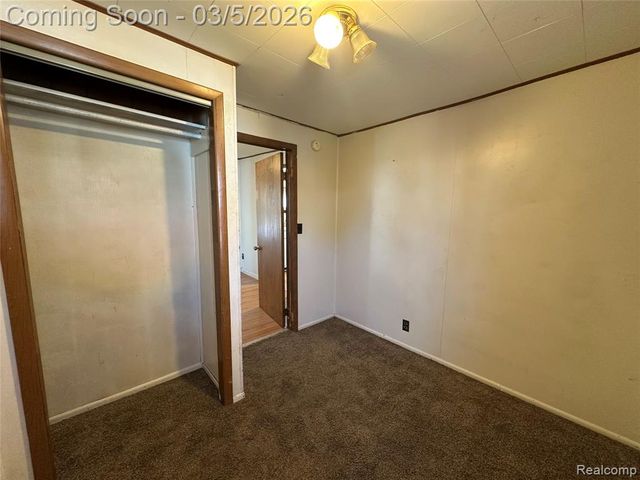 1119 W Bergin Avenue, Flint, MI 48507