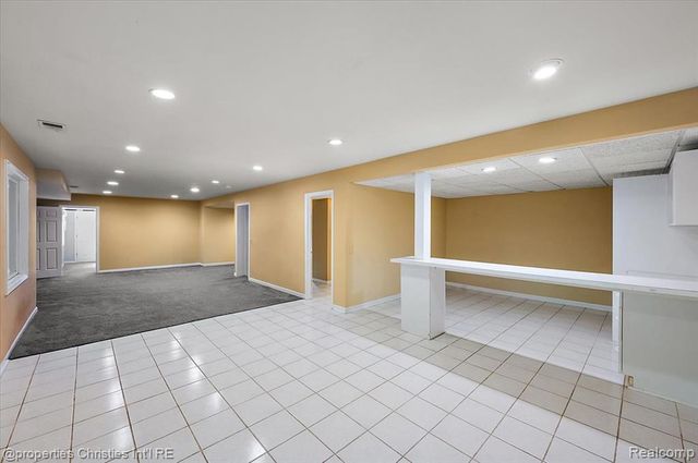 6835 High Ridge Road, West Bloomfield, MI 48324
