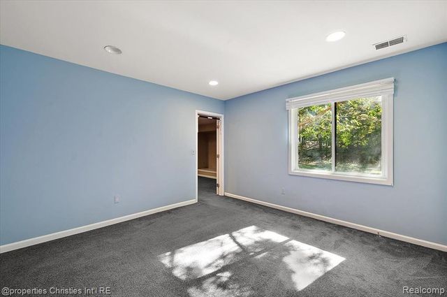6835 High Ridge Road, West Bloomfield, MI 48324