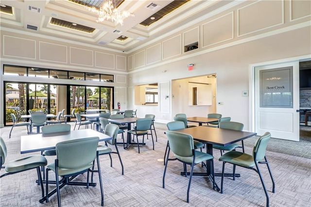 9093 Glenforest DR, Naples, FL 34120